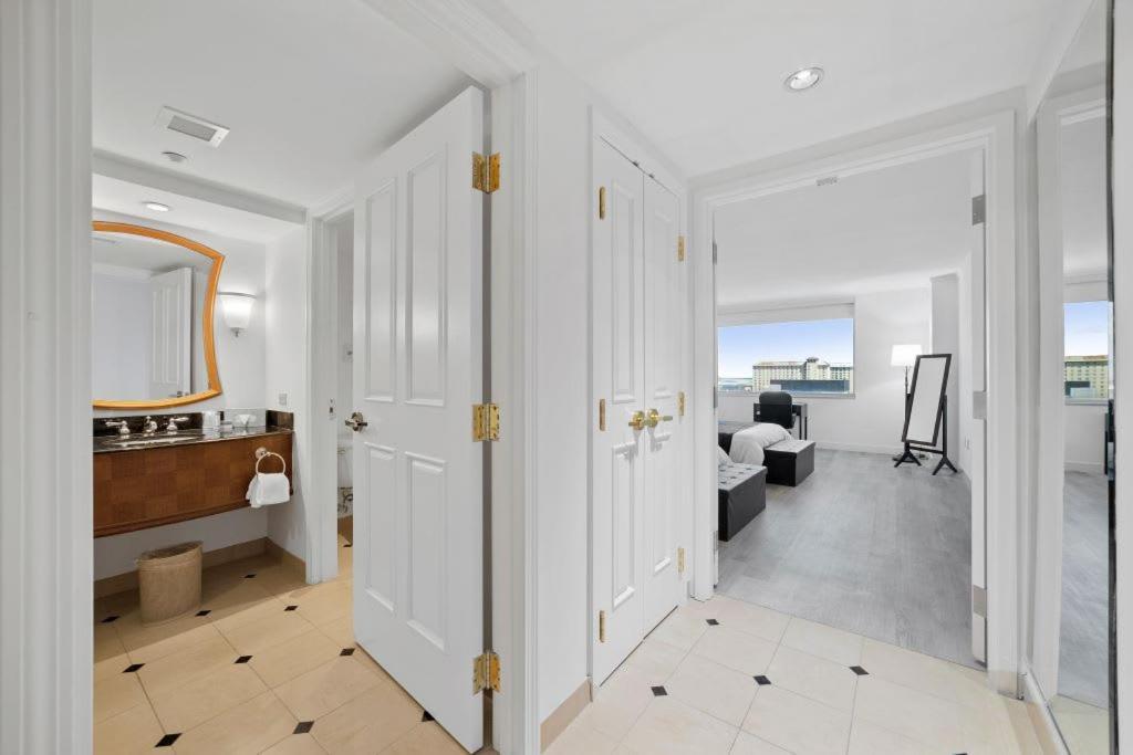 2Br 3Ba Beachfront Rental In Town Cozysuites Атлантик-Сіті Екстер'єр фото