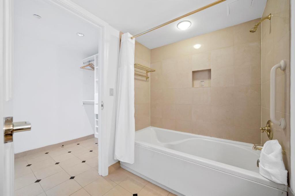 2Br 3Ba Beachfront Rental In Town Cozysuites Атлантик-Сіті Екстер'єр фото